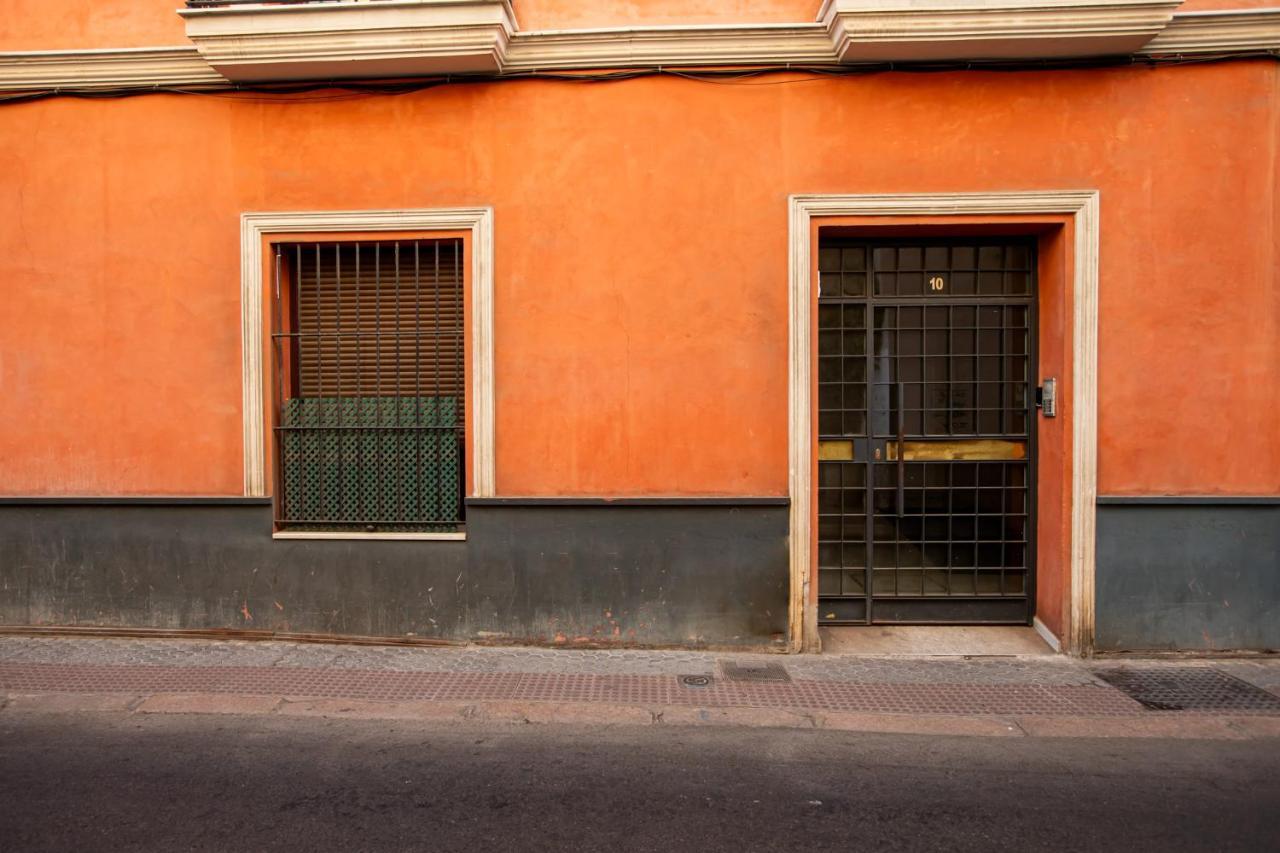 Dona Concha Alameda, Seville